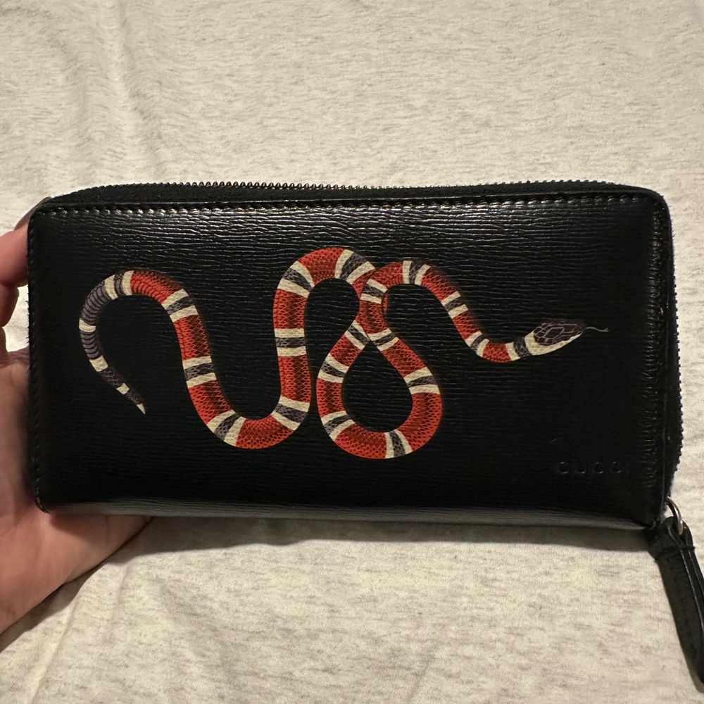 Gucci wallet